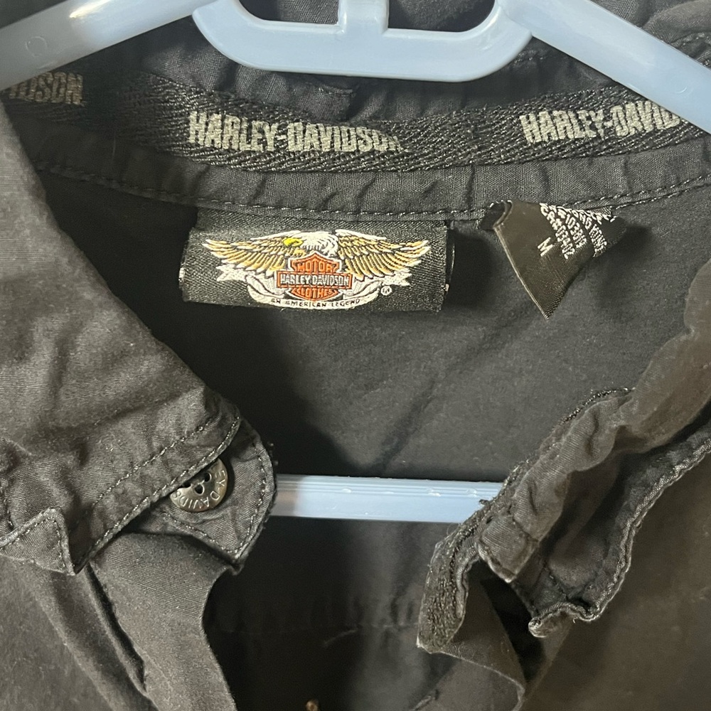 Harley Davidson Black Button Up Embroidered shirt - Picture 3 of 5